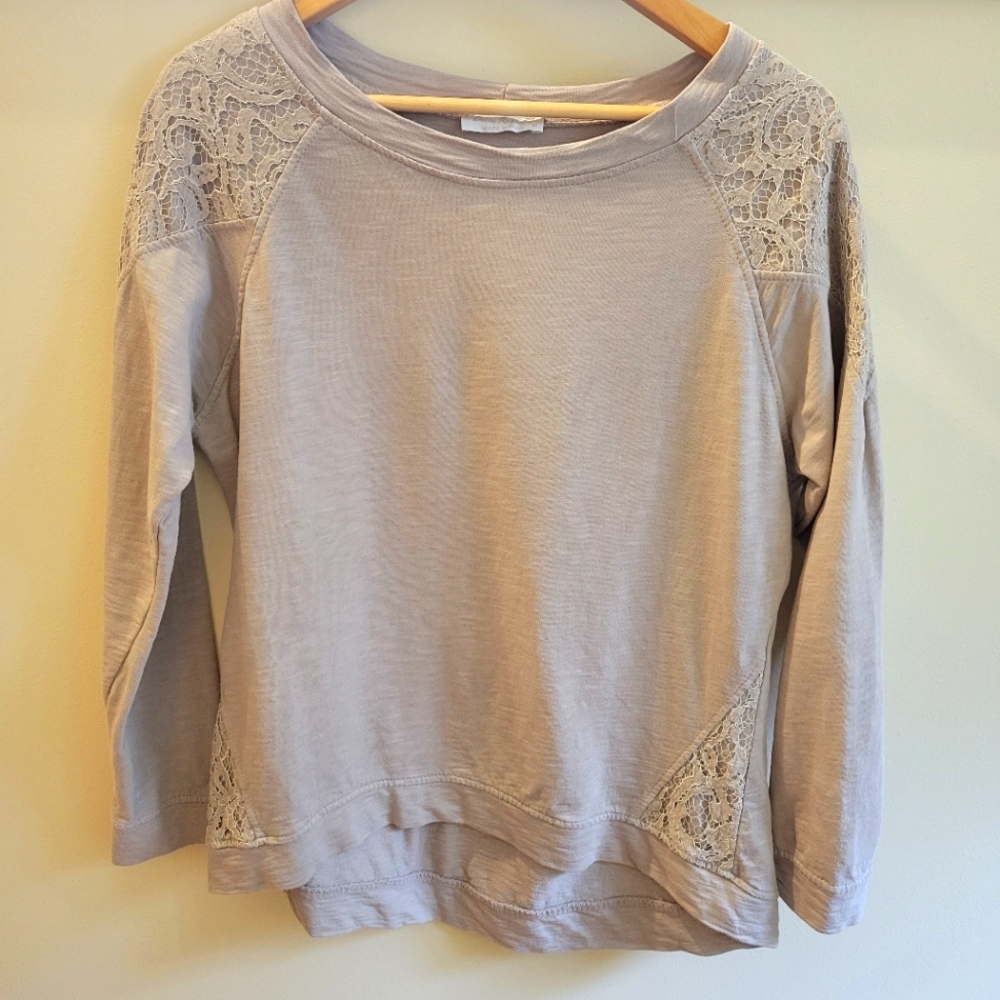 Dolce Ragazza Womens Pullover Top Lace Details Italy Chic Medium Tan